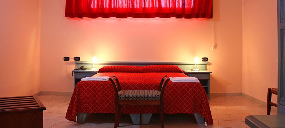 SantʼAnna Arresi Hotel Le Palme מראה חיצוני תמונה